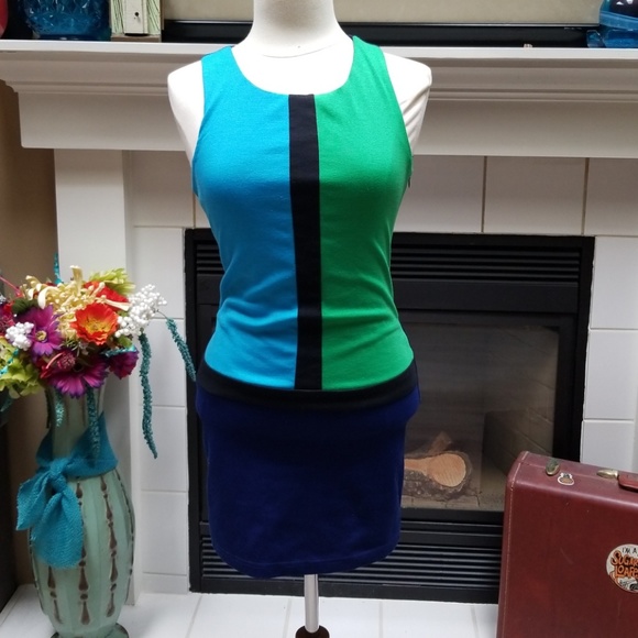 xxi Dresses & Skirts - XXI dress body con